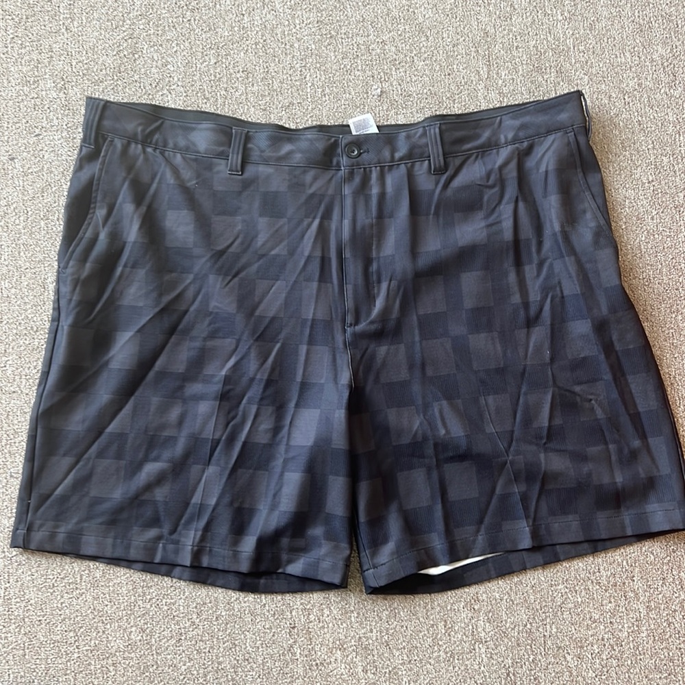 REEBOK SHORTS BLACK GRAY PLAID SIZE 56